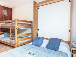 1 bedroom, internet