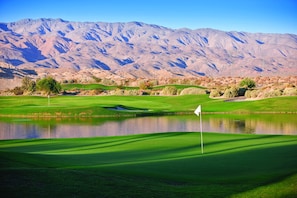 Golf - A Secret Hideout in the City of Festivals (Indio)