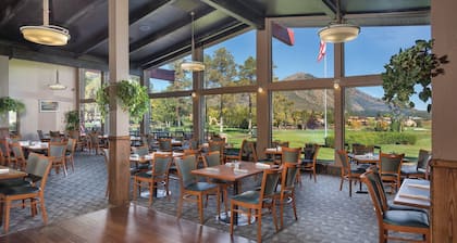 Luxurious Mountain View Golf Resort with tons of Amenities
