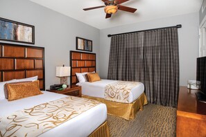 3 habitaciones, tabla de planchar con plancha, internet y ropa de cama 