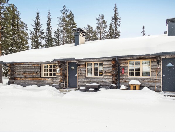 Unclassified image, 1 of 14, button - Rukanpovi 6 by Interhome (Kuusamo)