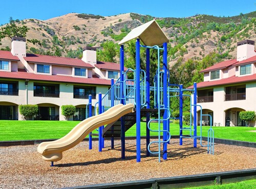 Enjoy our Lakeside Mission Style Resort close to Golf, Fishing, Hiking, even a Balloon Ride w/ MORE