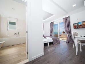 5 bedrooms, internet