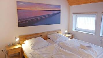 3 slaapkamers, een bureau, internet