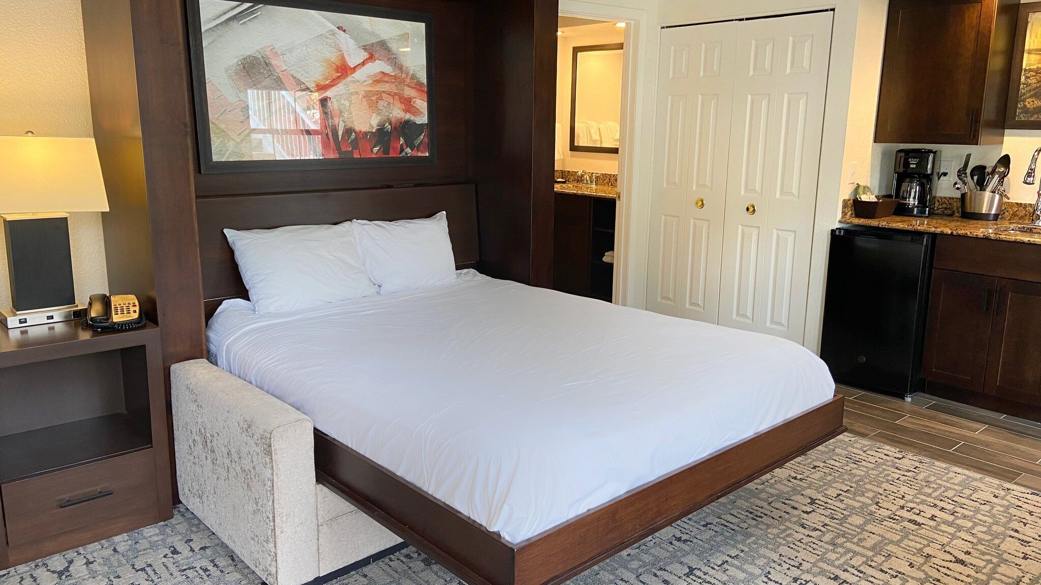 Spacious Branson  lodging with Beautiful scenery