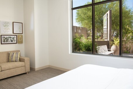Element Scottsdale at SkySong - Image 25
