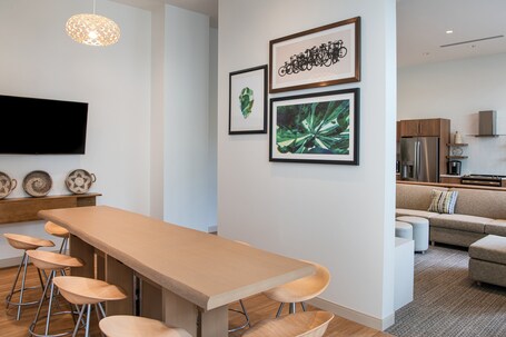 Element Scottsdale at SkySong - Image 27