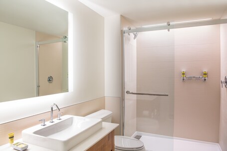 Element Scottsdale at SkySong - Image 42