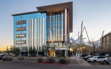 Element Scottsdale at SkySong - Image 1