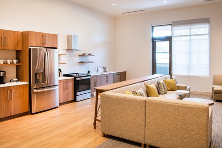 Element Scottsdale at SkySong - Image 10