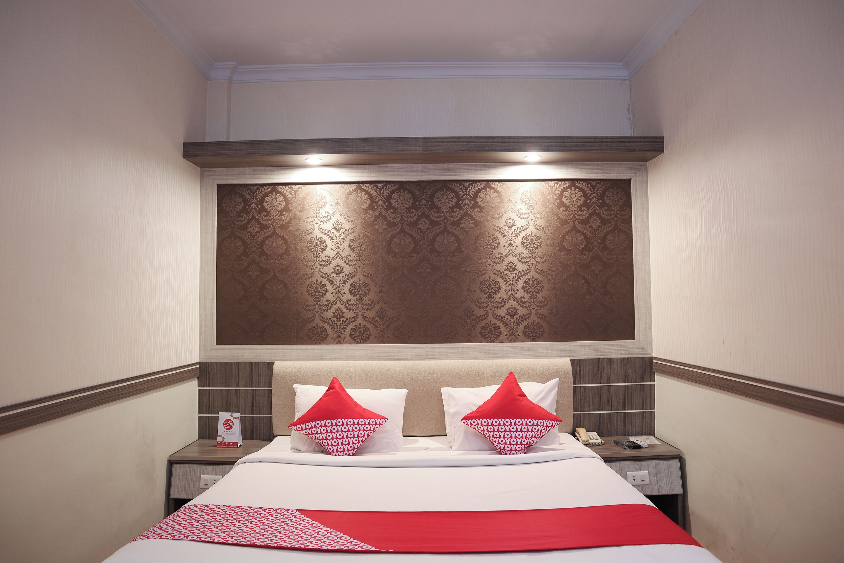 Photo - OYO 742 Mona Plaza Hotel