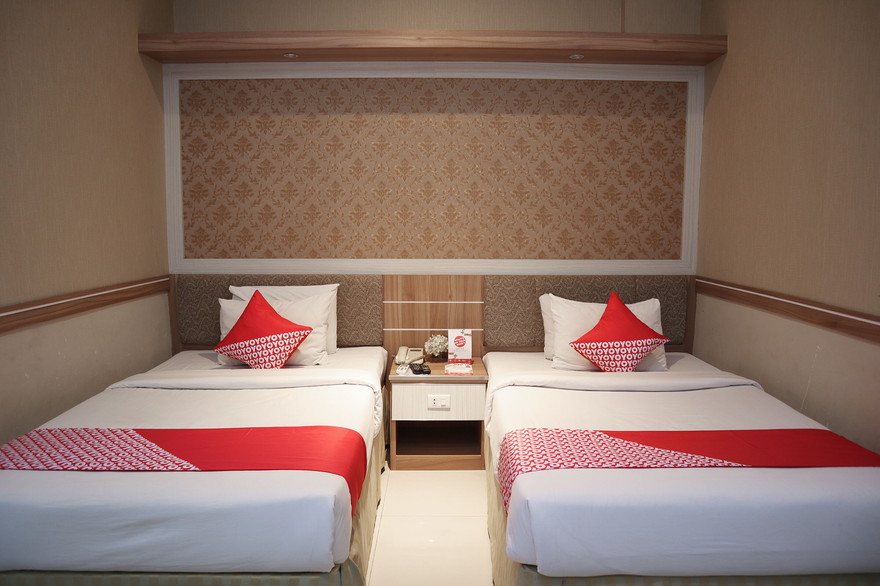 Photo - OYO 742 Mona Plaza Hotel