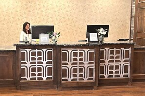 Lobby - Ascent ON Main (PARKER)