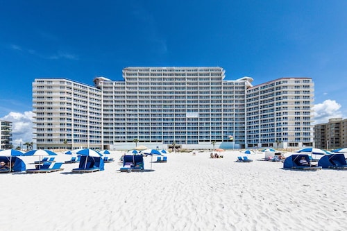 DIRECTLY ON THE BEACH~1 BD+Bunk Room~Book 7 or more nights for a 10% discount~