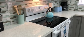 Moderna casa familiar en un vecindario seguro y familiar. ¡Bienvenido!