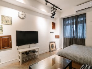 Ropa de cama de alta calidad y muebles diferentes 