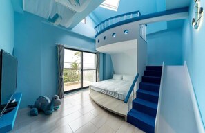 Minibar, desk, blackout curtains, soundproofing