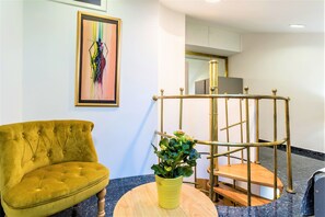 Appartement, 1 chambre | Coin séjour | Télévision à écran plat