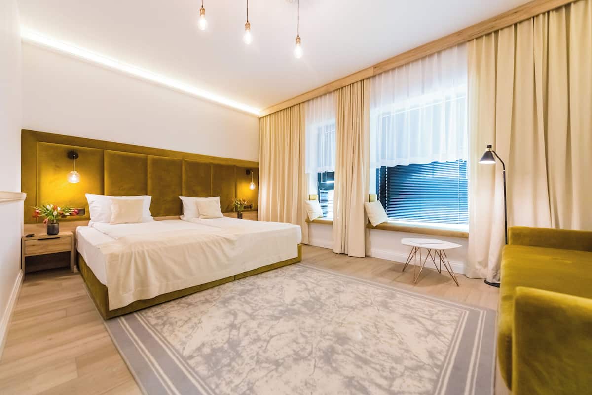 Standard Room, Multiple Beds, Non Smoking