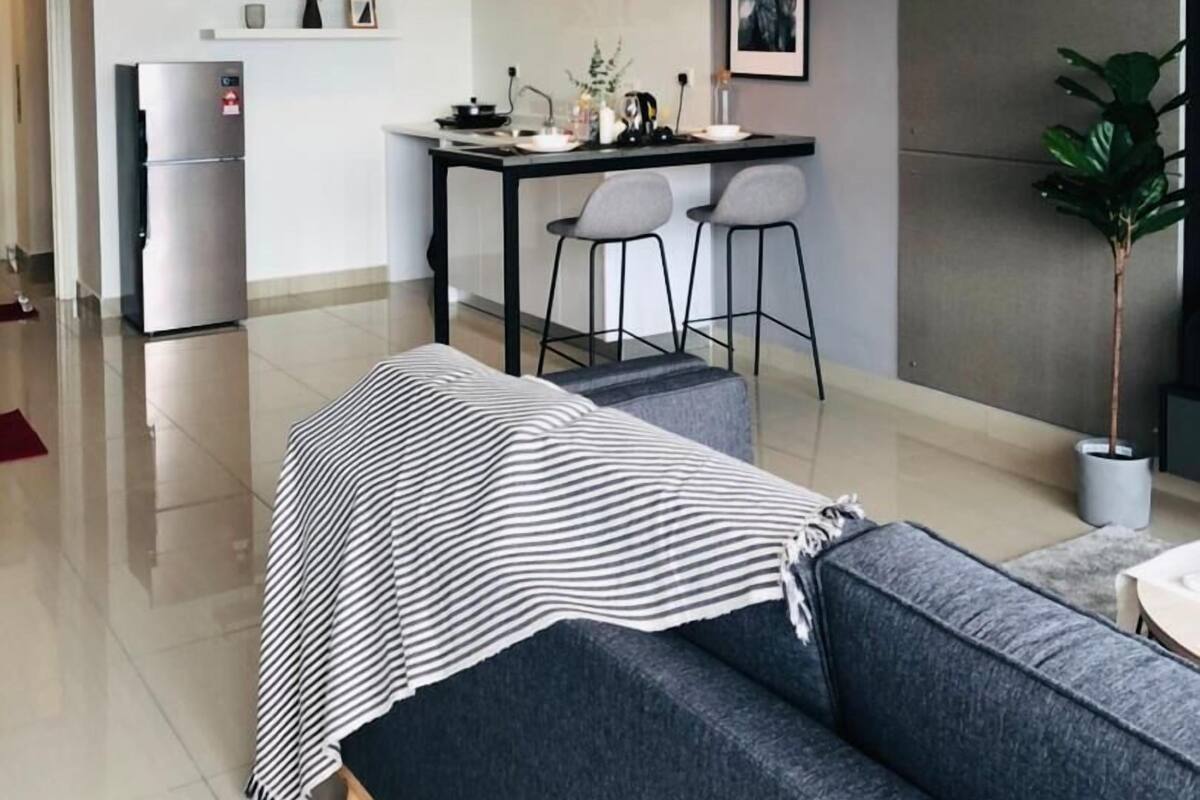 Apartment, 1 Bedroom | Individually furnished, desk, blackout curtains, iron/ironing board