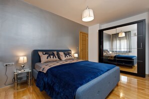 Lägenhet - 3 sovrum - viss havsutsikt | Mörkläggningsgardiner, strykjärn/strykbräda och gratis barnsängar