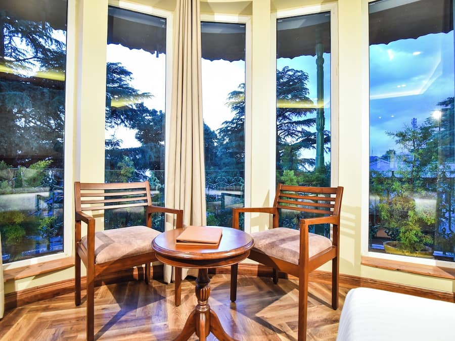 Una televisión de pantalla plana