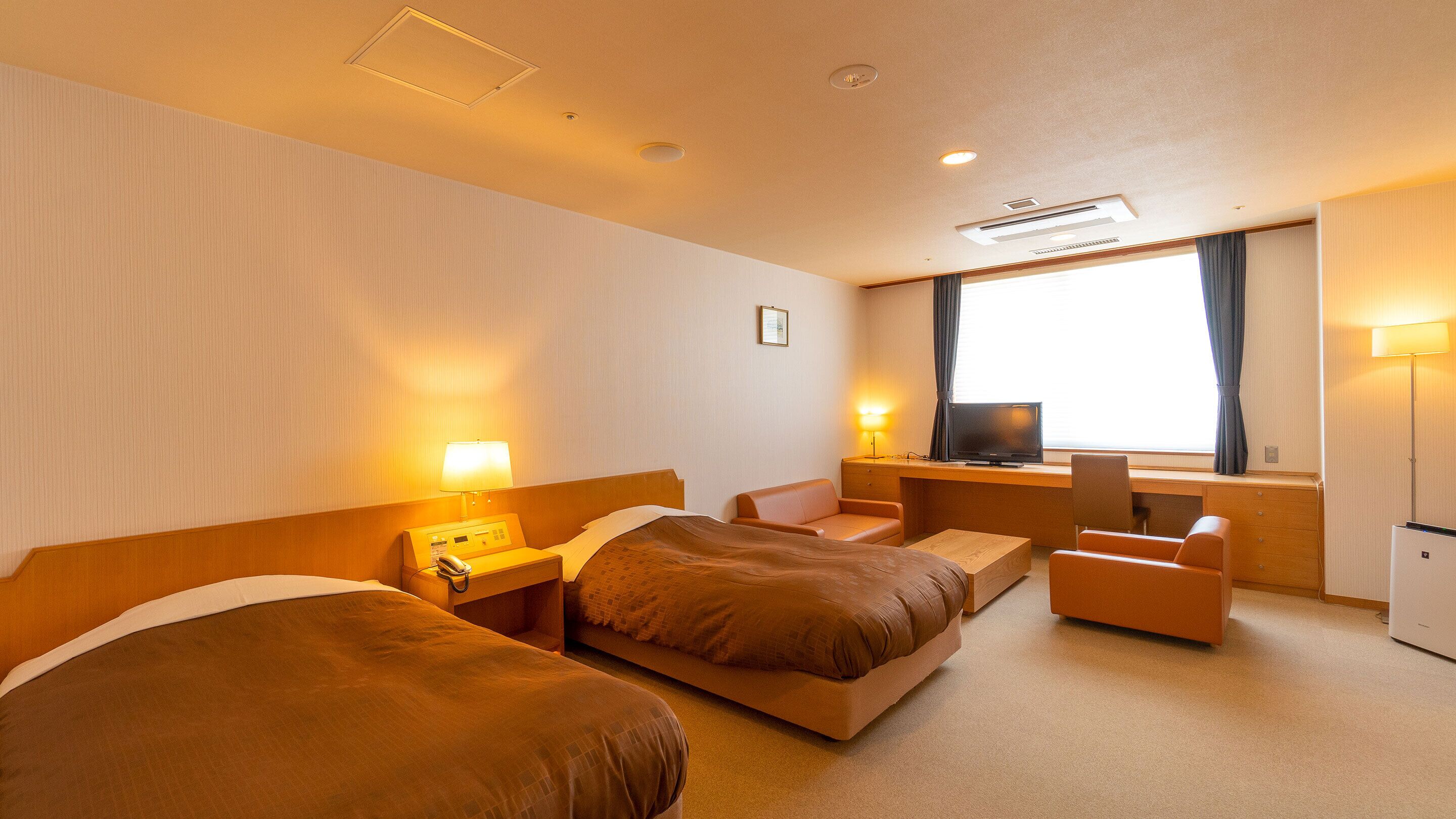 Premium-Zweibettzimmer, Mehrere Betten, Nichtraucher (Japanese-Western Style) | Zimmersafe, Schreibtisch, Bettwäsche