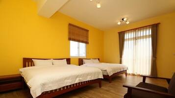 Quadruple Room, Balcony | Desk, blackout drapes, free WiFi, bed sheets