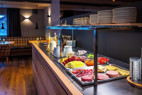 Tägliches inbegriffenes Frühstücksbuffet