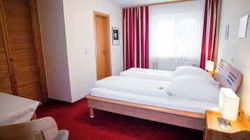 Habitació doble clàssica | Roba de llit hipoal·lergògena, decoració individual i escriptori