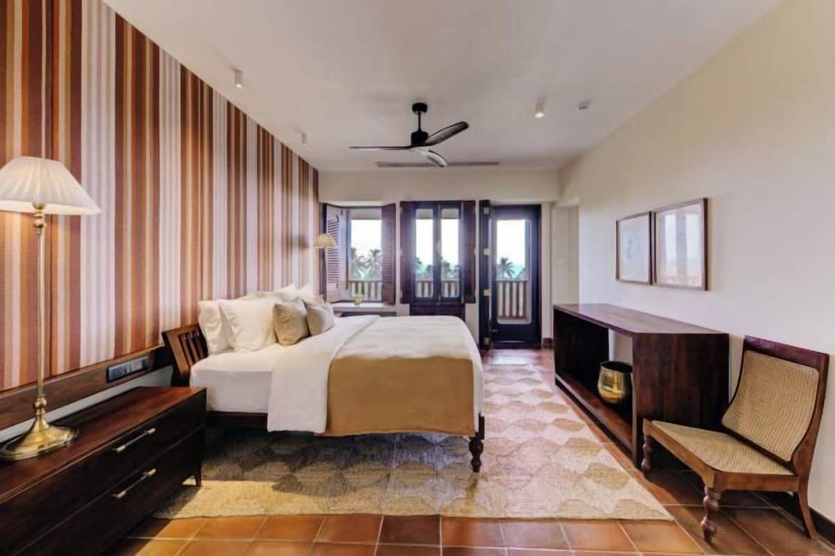 Sábanas de algodón egipcio, ropa de cama de alta calidad y minibar 