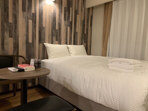 Standard Double Room | 1 bedroom, free WiFi - Mr.KINJO in Sky Harbor (Naha)