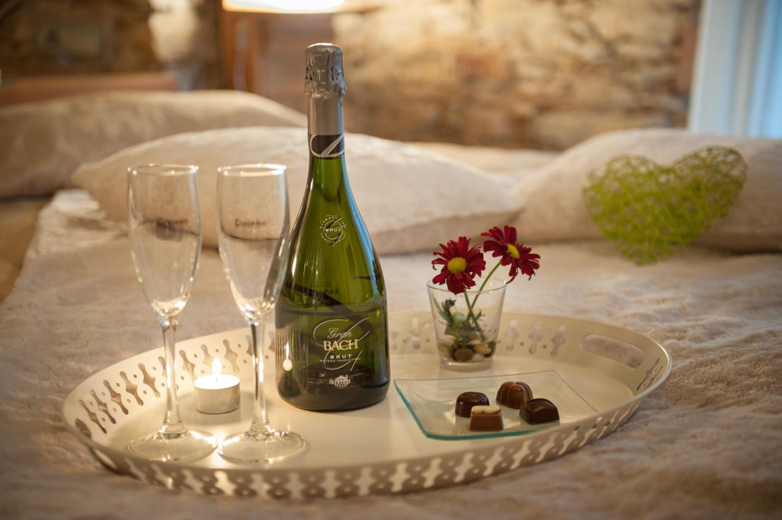 minibar, in-room safe, individually decorated, individually furnished