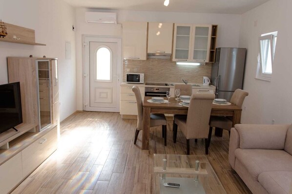 Interior - Apartman Kuzmanic Kastela (Kaštel Stari)