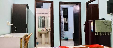 2 室のベッドルーム、WiFi