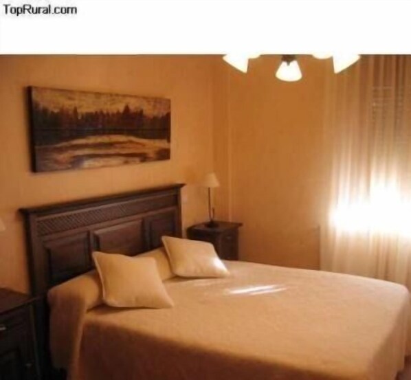 7 bedrooms, iron/ironing board, travel cot, free WiFi