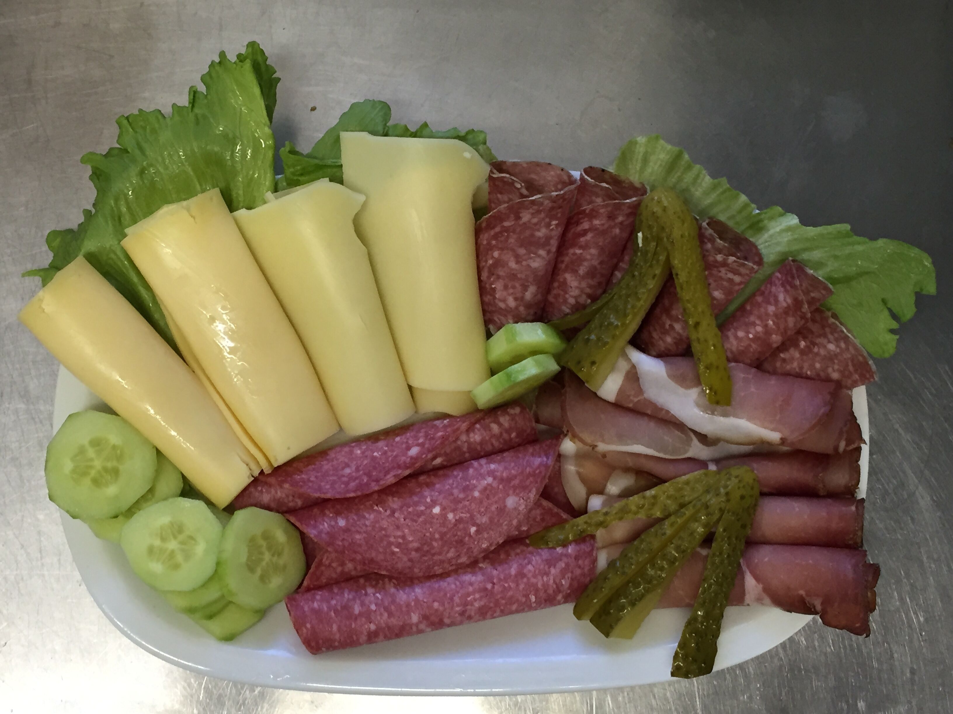 Daily local cuisine breakfast for a fee