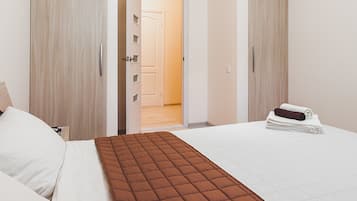Desk, iron/ironing board, free WiFi, bed sheets