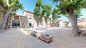 Extérieur
