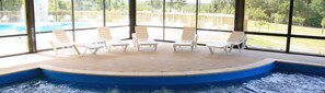 Indoor pool, seasonal outdoor pool, pool loungers - Coco Sweet Camping des Lacs (Pressignac)