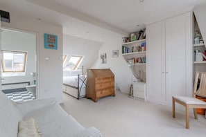 Appartement (2 Bedrooms) | Salle de séjour