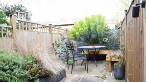 公寓 (2 Bedrooms) | 陽台