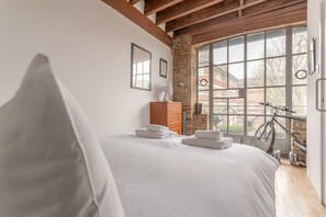 2 bedrooms - Stylish 2 Bedroom Flat in Southwark (London)