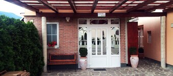 Apartments Bogdanovic