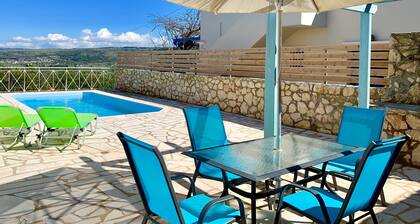 Morden Villa with Private Pool, beautiful Views and Free WiFi