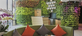 Zazz Urban Ho Chi Minh Hotel