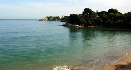 Sicilian farmhouse from the 19th Century - close to the beach and with a large pool