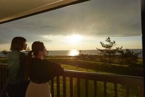 Twin Room, Non Smoking | Terrace/patio