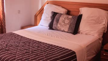 1 bedroom, individually decorated, individually furnished