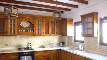 Superior Villa, Multiple Beds (10 persons) | Eigene Küche | Großer Kühlschrank, Ofen, Herdplatte, Geschirrspüler